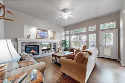 2313 Village Ln, Longmont, CO 80503 - Photo 4