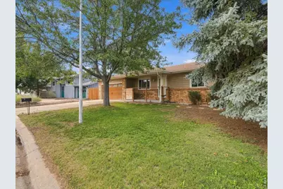 2625 Meadowbrook Ln, Greeley, CO 80634 - Photo 4