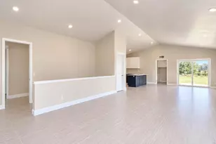 1667 Taft Gdns Cir, Loveland, CO 80537 - Photo 4