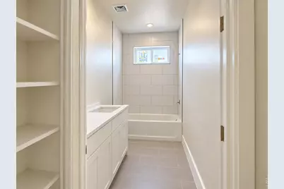1667 Taft Gardens Cir, Loveland, CO 80537 - Photo 8