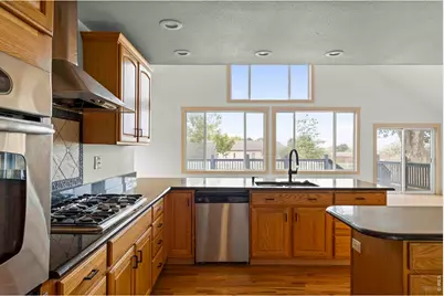 6331 W 24th St, Greeley, CO 80634 - Photo 8