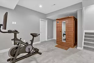 6048 N Beeler Ct, Denver, CO 80238 - Photo 28