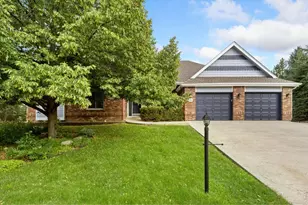 5418 Nantucket Ct, Loveland, CO 80537 - Photo 2