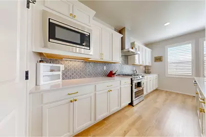 2951 Biplane St, Fort Collins, CO 80524 - Photo 6