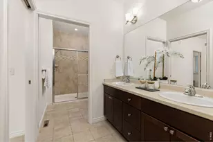 226 N Parkside Dr, Longmont, CO 80501 - Photo 14