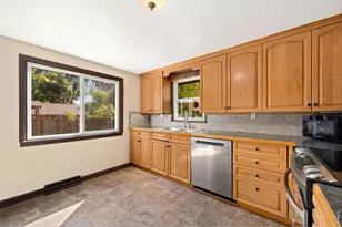 1208 E 3rd St, Loveland, CO 80537 - Photo 6