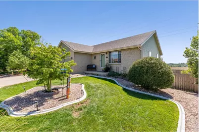 4984 32nd St, Greeley, CO 80634 - Photo 4