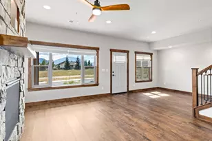 1709 Continental Peaks Cir, Estes Park, CO 80517 - Photo 6