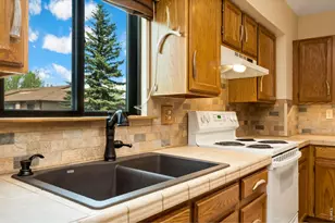 1010 S St Vrain Ave, Estes Park, CO 80517 - Photo 8