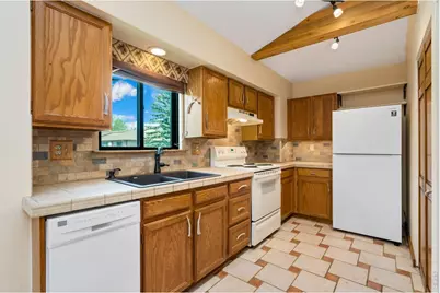 1010 S Saint Vrain Ave #C-3, Estes Park, CO 80517 - Photo 6