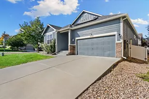 2202 Maple Hill Dr, Fort Collins, CO 80524 - Photo 4