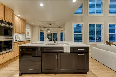 9615 Aspen Hill Cir, Lone Tree, CO 80124 - Photo 16