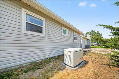19290 County Road 37, La Salle, CO 80645 - Photo 36