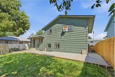 8201 Hallett Ct, Fort Collins, CO 80528 - Photo 18