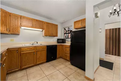 1050 S Saint Vrain Ave #B-2, Estes Park, CO 80517 - Photo 14