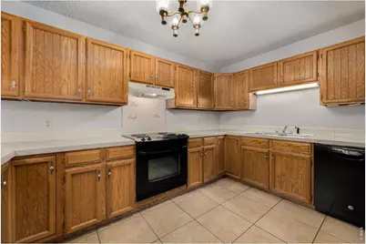 1050 S Saint Vrain Ave #B-2, Estes Park, CO 80517 - Photo 10