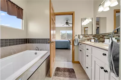 48 Bachar Dr, Fort Morgan, CO 80701 - Photo 14