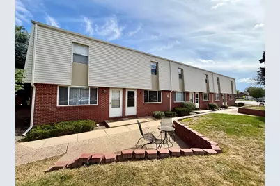 221 Chestnut St #D2, Windsor, CO 80550 - Photo 2