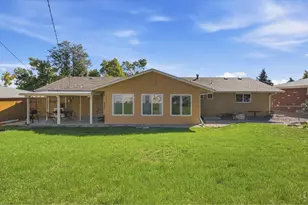 2011 Abeyta Ct, Loveland, CO 80538 - Photo 34