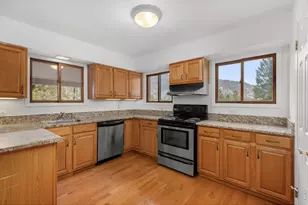 42 Ottawa Ct, Lyons, CO 80540 - Photo 4