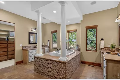 2102 Shoreside Dr, Berthoud, CO 80513 - Photo 20