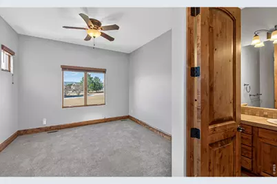2102 Shoreside Dr, Berthoud, CO 80513 - Photo 24