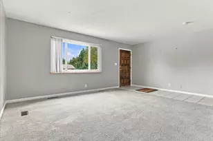 1053 Montview Rd, Fort Collins, CO 80521 - Photo 2