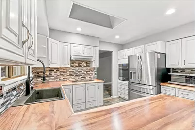 2502 Courtney Dr, Loveland, CO 80537 - Photo 8
