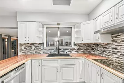 2502 Courtney Dr, Loveland, CO 80537 - Photo 10