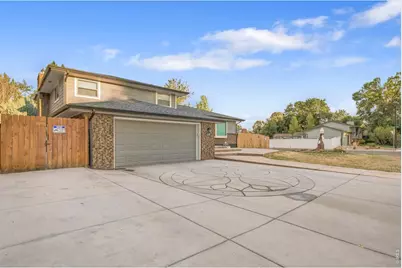 2502 Courtney Dr, Loveland, CO 80537 - Photo 2