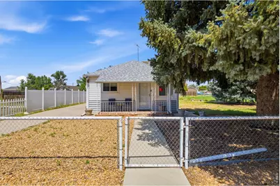 113 5th St, Dacono, CO 80514 - Photo 2
