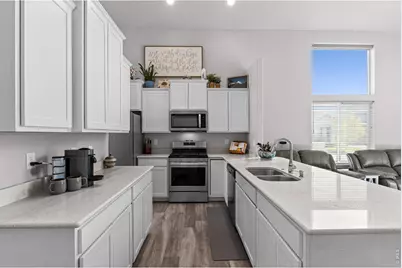 879 Emerald Lakes St, Severance, CO 80550 - Photo 4