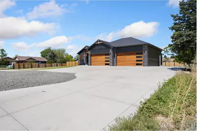 740 W County Road 10 E, Berthoud, CO 80513 - Photo 4