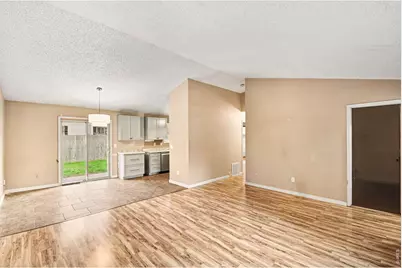 1986 E 18th St, Loveland, CO 80538 - Photo 14