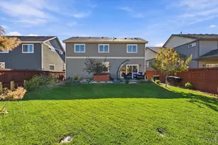 1662 Thrive Dr, Windsor, CO 80550 - Photo 28