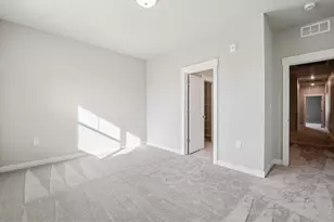 410 High Point Dr, Longmont, CO 80504 - Photo 18