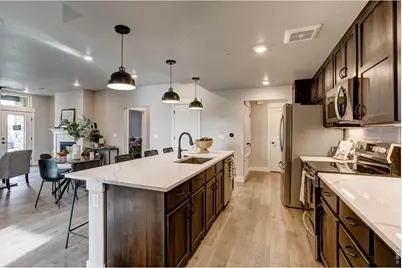 3425 Triano Creek Dr #101, Loveland, CO 80538 - Photo 2