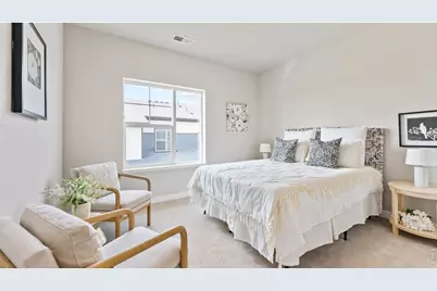 420 High Point Dr #104, Longmont, CO 80504 - Photo 4