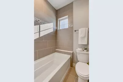 160 High Point Dr, Longmont, CO 80504 - Photo 16