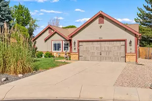 731 Marigold Ln, Fort Collins, CO 80526 - Photo 2