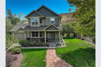 103 Bohn Ct, Lyons, CO 80540 - Photo 2