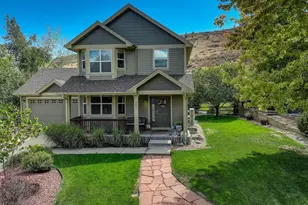 103 Bohn Ct, Lyons, CO 80540 - Photo 2