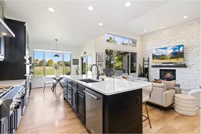 6860 Auburn Hills Dr, Windsor, CO 80550 - Photo 10