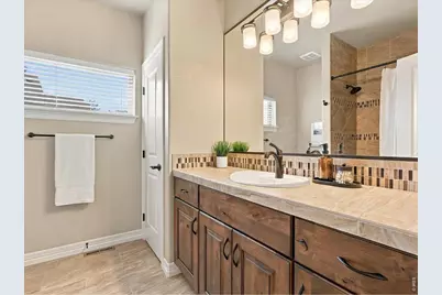 5895 Bromborough Dr, Windsor, CO 80550 - Photo 32