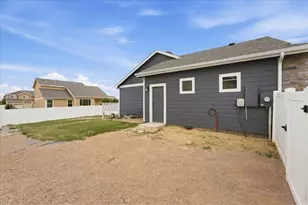 639 Gore Range Dr, Severance, CO 80550 - Photo 36