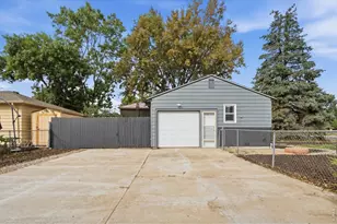 1800 5th St, Greeley, CO 80631 - Photo 32