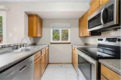 2137 Steele St, Longmont, CO 80501 - Photo 8