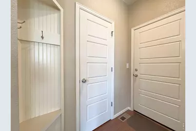 526 W 64th St, Loveland, CO 80538 - Photo 10
