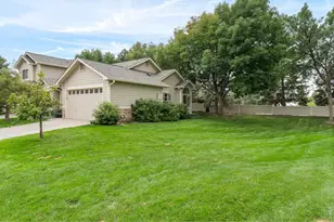 959 Hover Ridge Cir, Longmont, CO 80501 - Photo 2