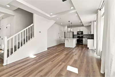 4130 N Quatar Ct, Aurora, CO 80019 - Photo 8